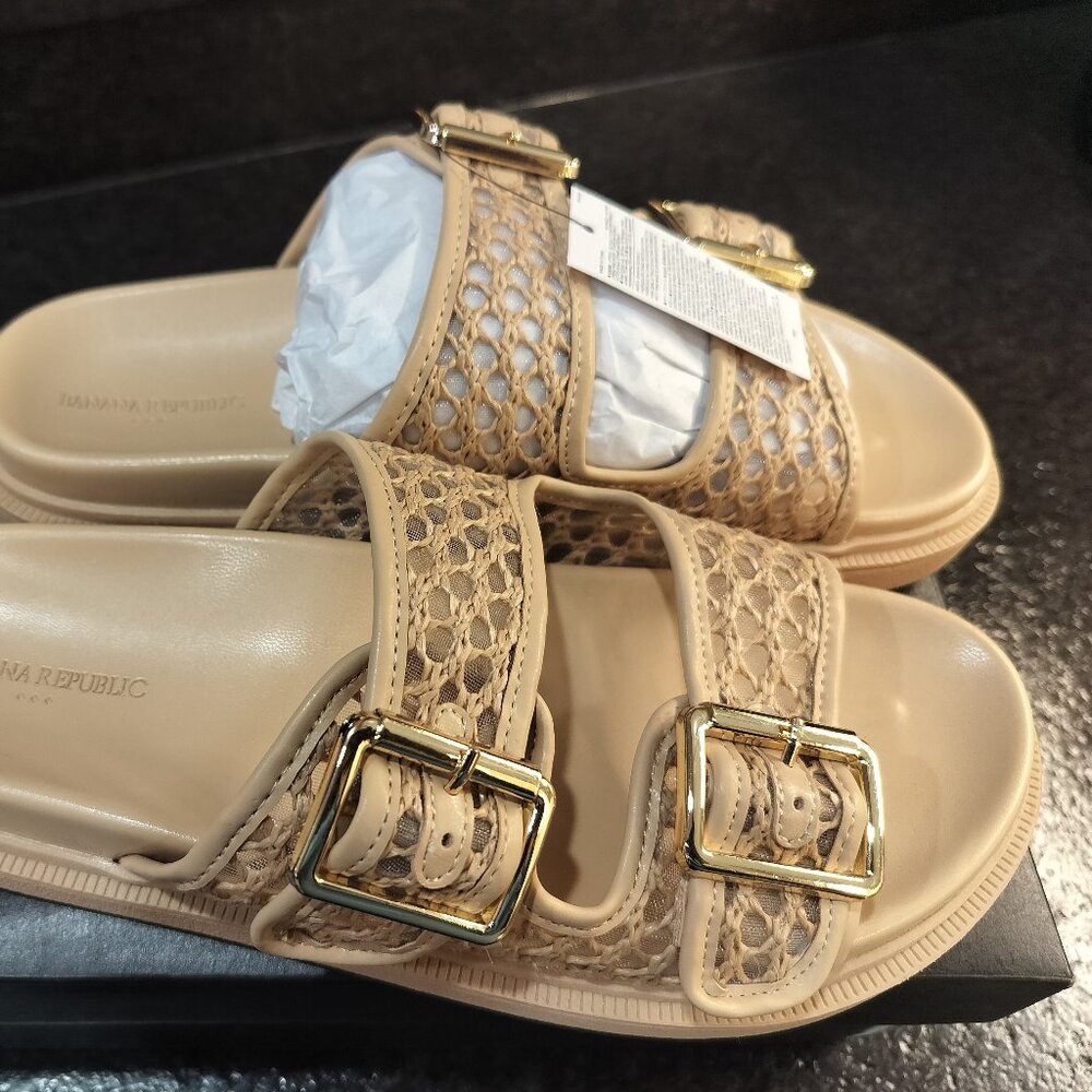 Banana Republic Women's Molded Outsole Sandal Blonde US 7.5 New with Tags 593957